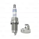 BOSCH 0 242 240 675 Zündkerze